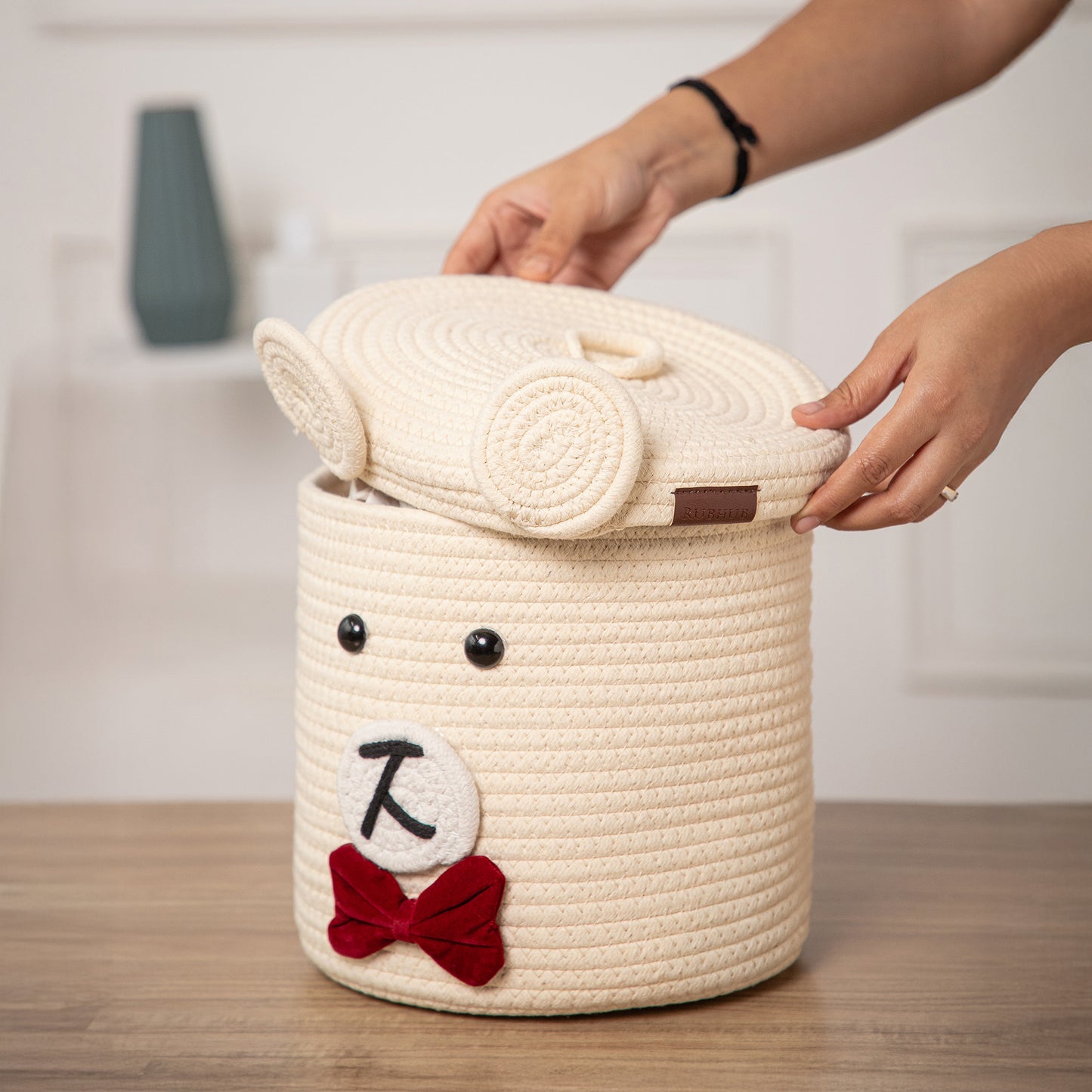 Bear-Shaped Rope Storage Basket with Lid – Cute, Soft, Functional